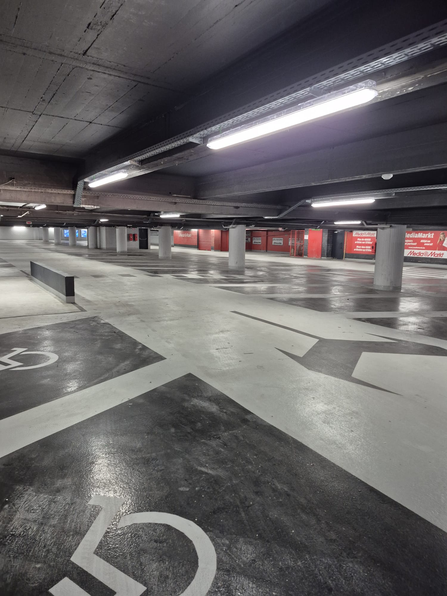 Genetec rénove les éclairages des parkings INNO pour Q Park à Bruxelles